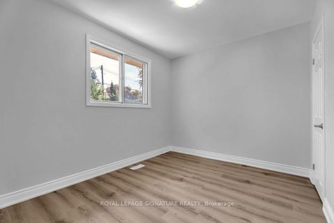 Photo 20 at 47 Aurora Heights Drive, Aurora Heights, Aurora