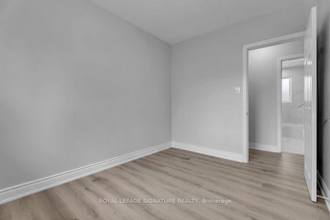 Photo 22 at 47 Aurora Heights Drive, Aurora Heights, Aurora