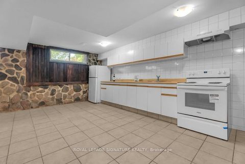 Photo 25 at 47 Aurora Heights Drive, Aurora Heights, Aurora