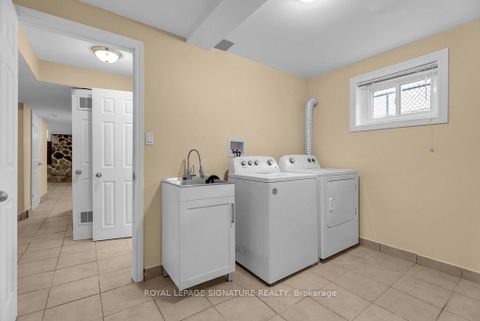 Photo 32 at 47 Aurora Heights Drive, Aurora Heights, Aurora