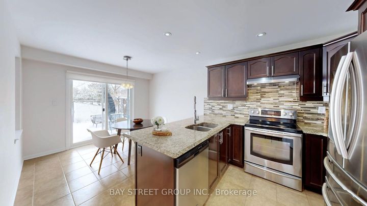 Photo 7 at 216 Emick Drive, Ancaster, Hamilton