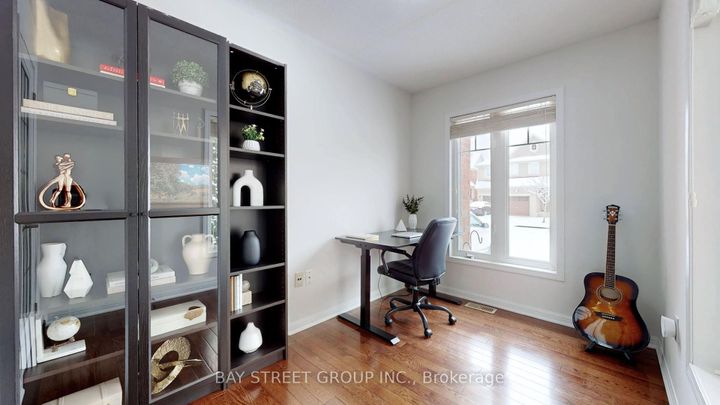 Photo 10 at 216 Emick Drive, Ancaster, Hamilton