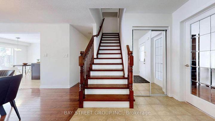 Photo 11 at 216 Emick Drive, Ancaster, Hamilton