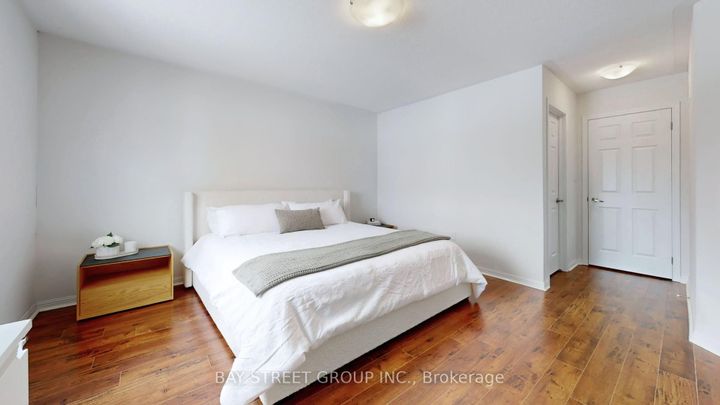 Photo 16 at 216 Emick Drive, Ancaster, Hamilton