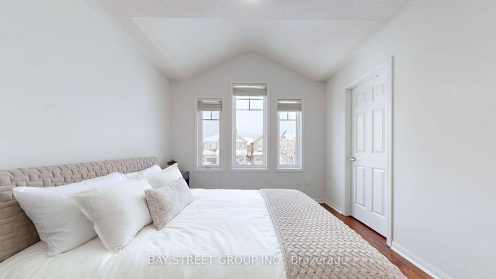 Photo 21 at 216 Emick Drive, Ancaster, Hamilton