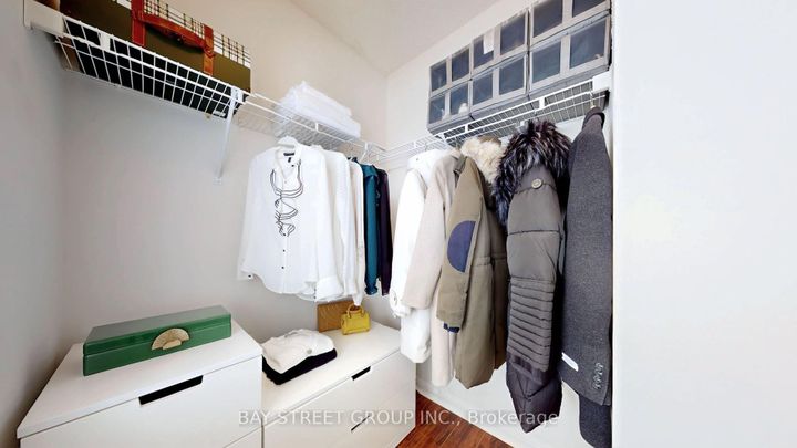 Photo 23 at 216 Emick Drive, Ancaster, Hamilton