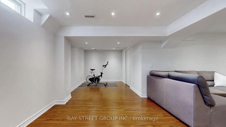 Photo 30 at 216 Emick Drive, Ancaster, Hamilton