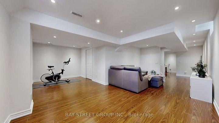 Photo 31 at 216 Emick Drive, Ancaster, Hamilton