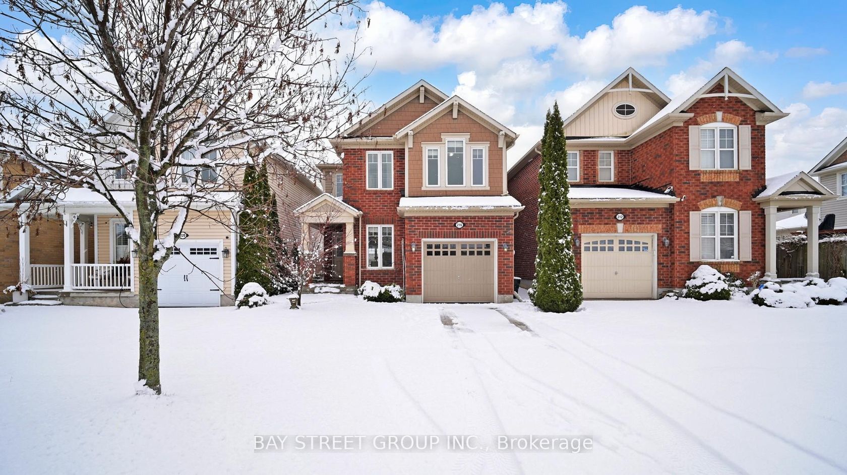 216 Emick Drive, Ancaster, Hamilton 2