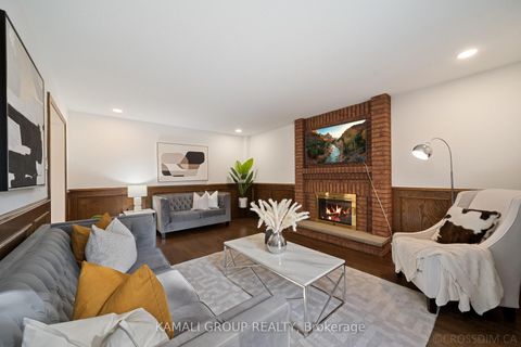 Photo 19 at 287 Dunview Avenue, Willowdale East, Toronto