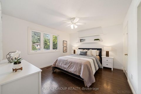 Photo 26 at 287 Dunview Avenue, Willowdale East, Toronto