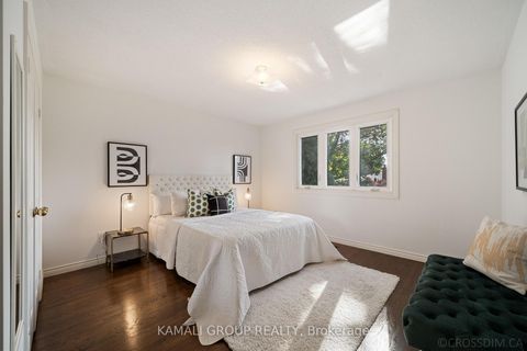 Photo 28 at 287 Dunview Avenue, Willowdale East, Toronto