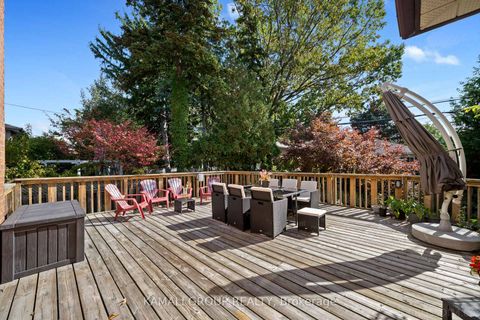 Photo 42 at 287 Dunview Avenue, Willowdale East, Toronto