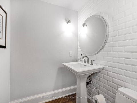 Photo 30 at 125 Sandringham Drive, Windfields, Toronto