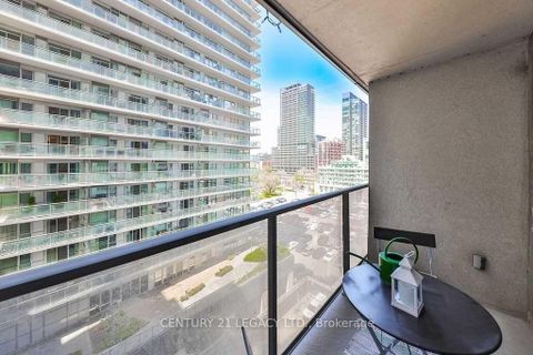 Photo 16 at 902 - 20 Blue Jays Way, Waterfront Communities C1, Toronto
