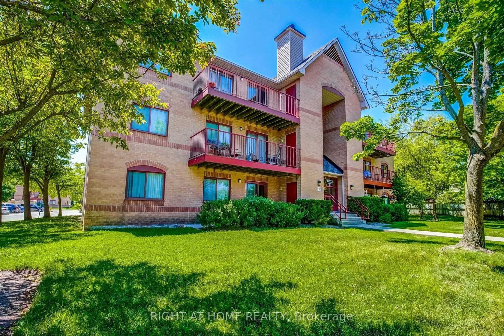 234 - 1498 Pilgrims Way, GA Glen Abbey, Oakville 