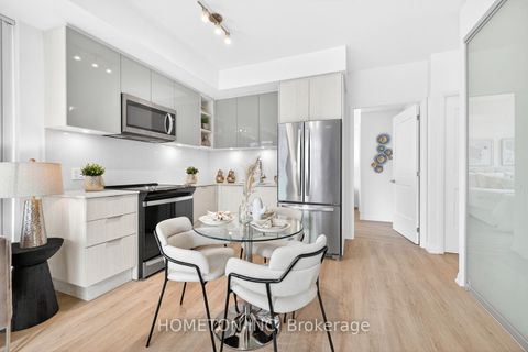 Photo 9 at 1217 - 50 Dunfield Avenue, Mount Pleasant West, Toronto