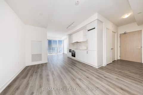 Photo 4 at 7108 - 138 Downes Street, Waterfront Communities C8, Toronto