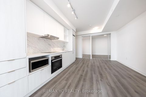 Photo 11 at 7108 - 138 Downes Street, Waterfront Communities C8, Toronto