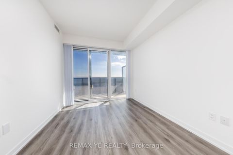 Photo 12 at 7108 - 138 Downes Street, Waterfront Communities C8, Toronto