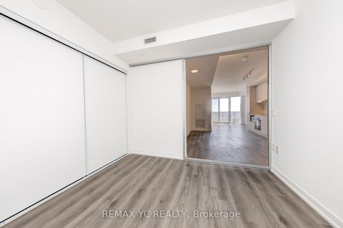 Photo 15 at 7108 - 138 Downes Street, Waterfront Communities C8, Toronto