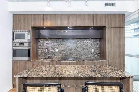 Photo 5 at 2704 - 88 Blue Jays Way, Waterfront Communities C1, Toronto