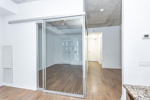 Photo 15 at 2704 - 88 Blue Jays Way, Waterfront Communities C1, Toronto