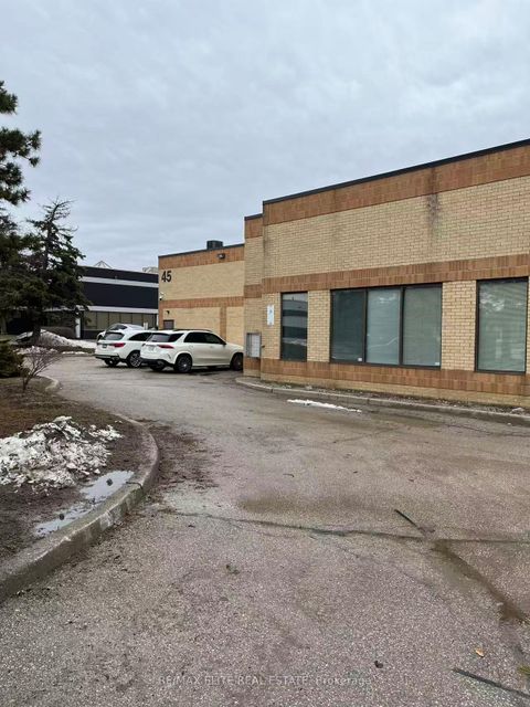 Photo 5 at 2 - 45 Casmir Court, Concord, Vaughan