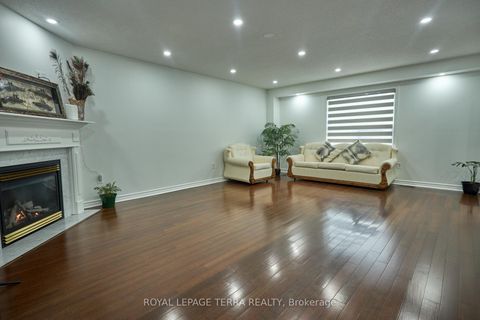 Photo 3 at 59 Russell Hill Drive, Painswick South, Barrie