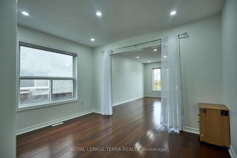 Photo 10 at 59 Russell Hill Drive, Painswick South, Barrie