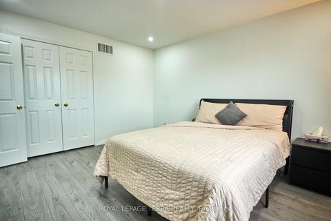 Photo 22 at 59 Russell Hill Drive, Painswick South, Barrie