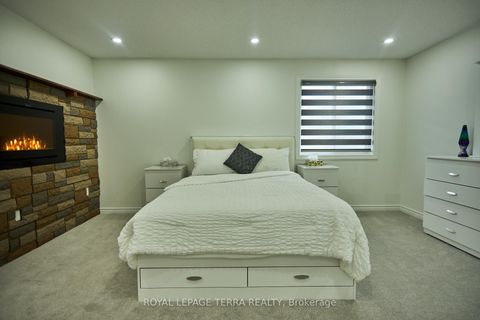 Photo 25 at 59 Russell Hill Drive, Painswick South, Barrie