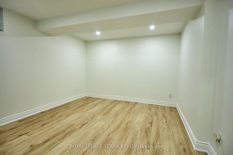 Photo 36 at 59 Russell Hill Drive, Painswick South, Barrie