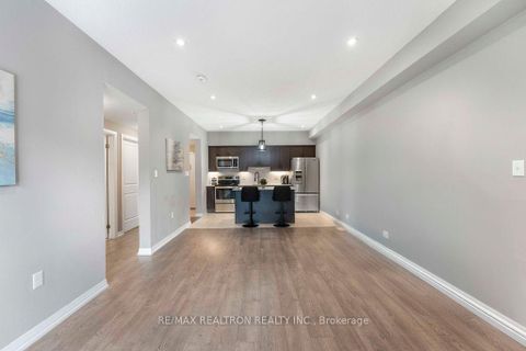 Photo 9 at 603 - 300 Essa Road, 400 West, Barrie