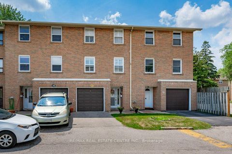 Photo 1 at 47 - 7255 Dooley Drive, Malton, Mississauga