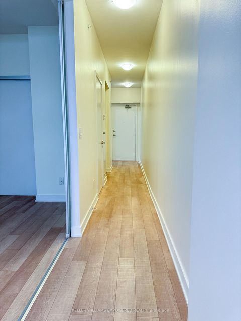 Photo 8 at 406 - 210 Simcoe Street, Chinatown, Toronto