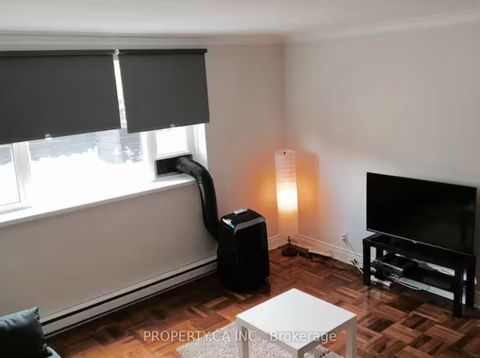 Photo 4 at 882 Broadview Avenue, Danforth, Toronto