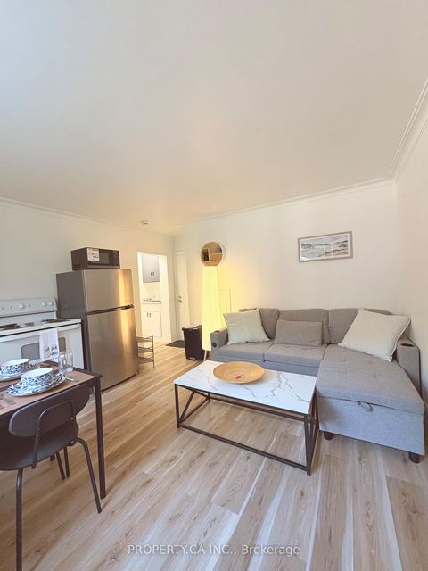 Photo 12 at 882 Broadview Avenue, Danforth, Toronto