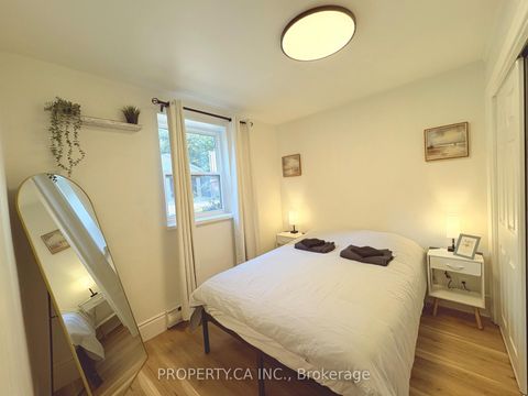 Photo 22 at 882 Broadview Avenue, Danforth, Toronto