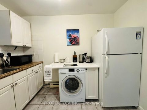 Photo 29 at 882 Broadview Avenue, Danforth, Toronto