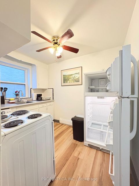 Photo 32 at 882 Broadview Avenue, Danforth, Toronto