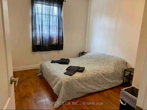 Photo 39 at 882 Broadview Avenue, Danforth, Toronto