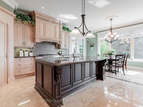 Photo 8 at 11 Macleod Estate Court, Jefferson, Richmond Hill