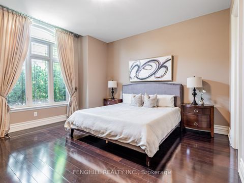 Photo 15 at 11 Macleod Estate Court, Jefferson, Richmond Hill