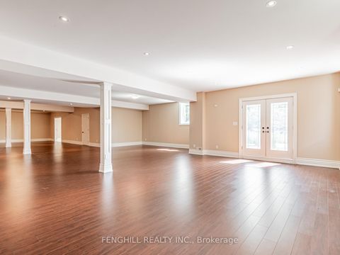 Photo 17 at 11 Macleod Estate Court, Jefferson, Richmond Hill