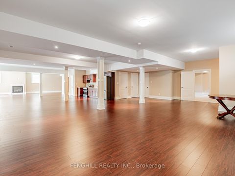 Photo 20 at 11 Macleod Estate Court, Jefferson, Richmond Hill