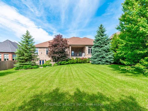 Photo 26 at 11 Macleod Estate Court, Jefferson, Richmond Hill