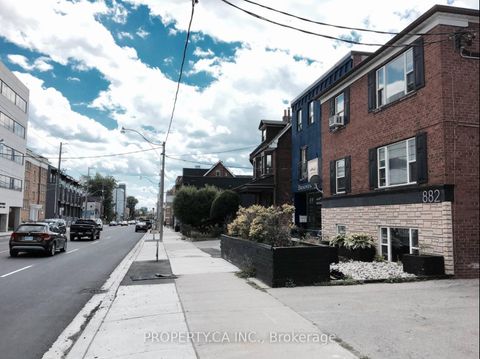 Photo 2 at 882 Broadview Avenue, Danforth, Toronto
