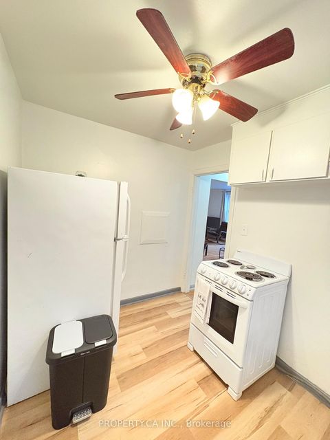 Photo 31 at 882 Broadview Avenue, Danforth, Toronto