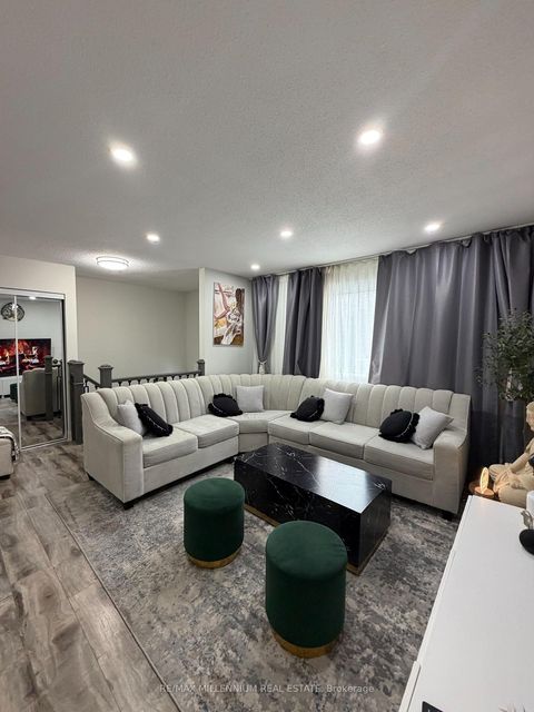 Photo 4 at 145 Londonderry Street, Vanier, Oshawa